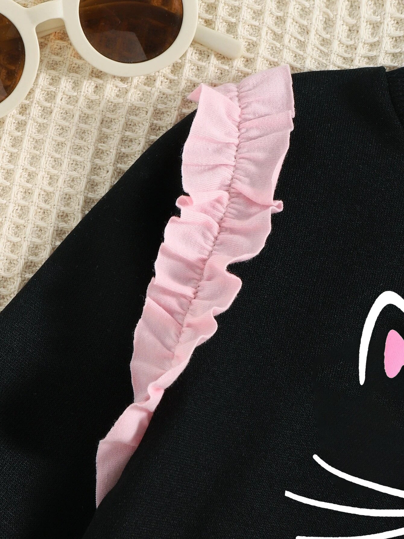 Cute Cat Face Sweatshirt & Ruffled Jogger Set for Girls Wholesale