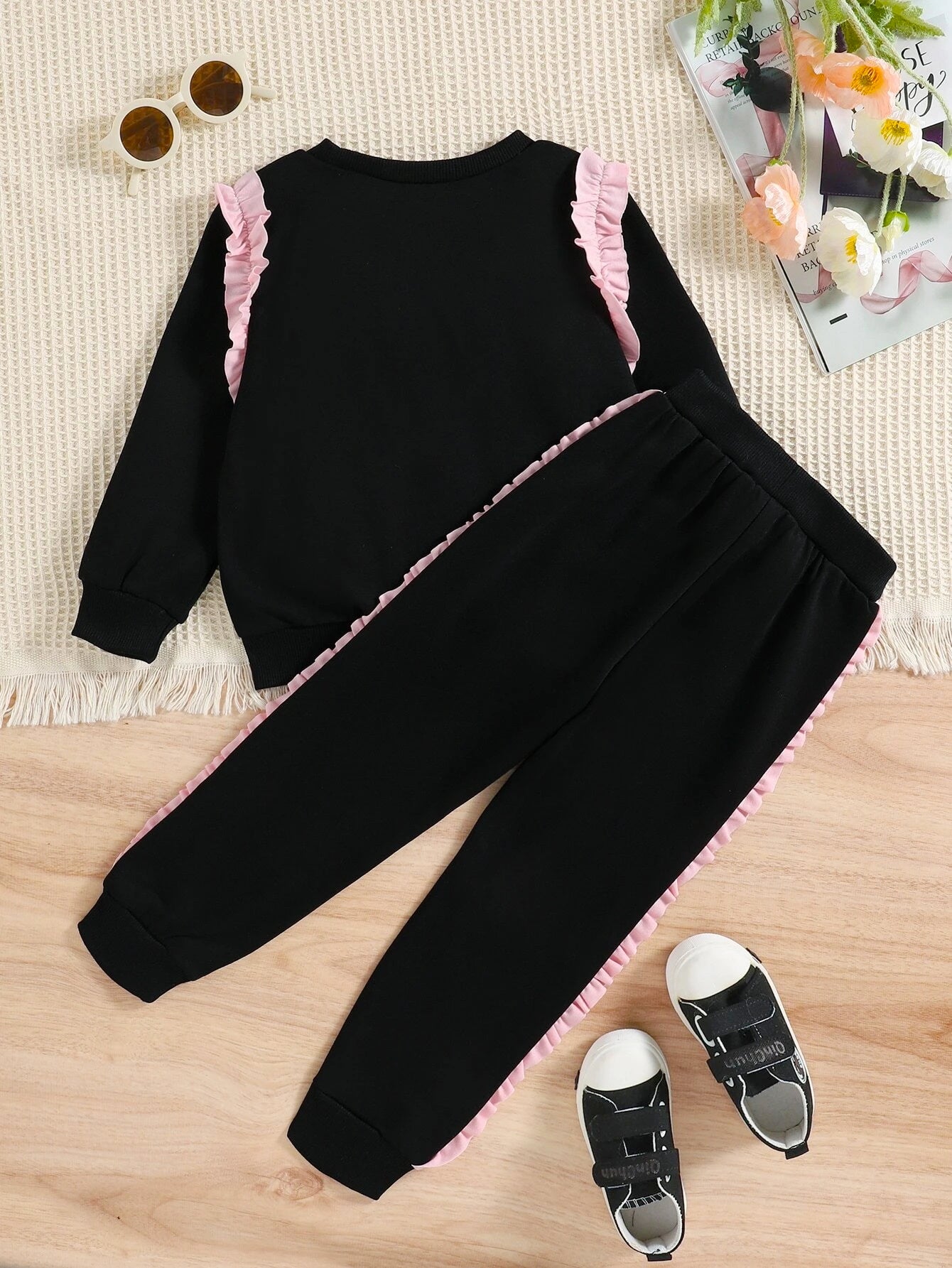 Cute Cat Face Sweatshirt & Ruffled Jogger Set for Girls Wholesale