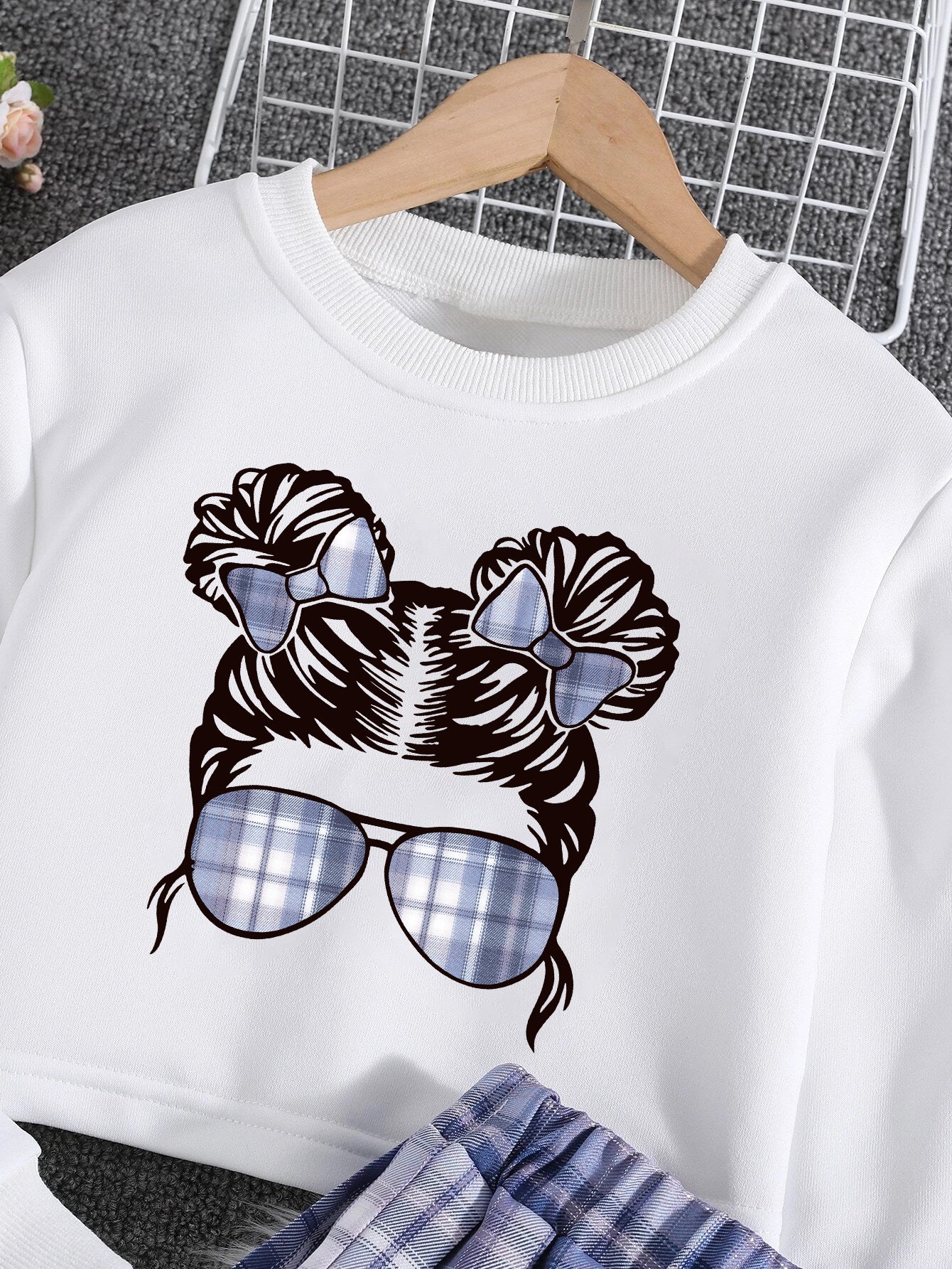 Girls' Cool Graphic Sweatshirt and Plaid Pleated Skirt Set BeiLa Wholesale