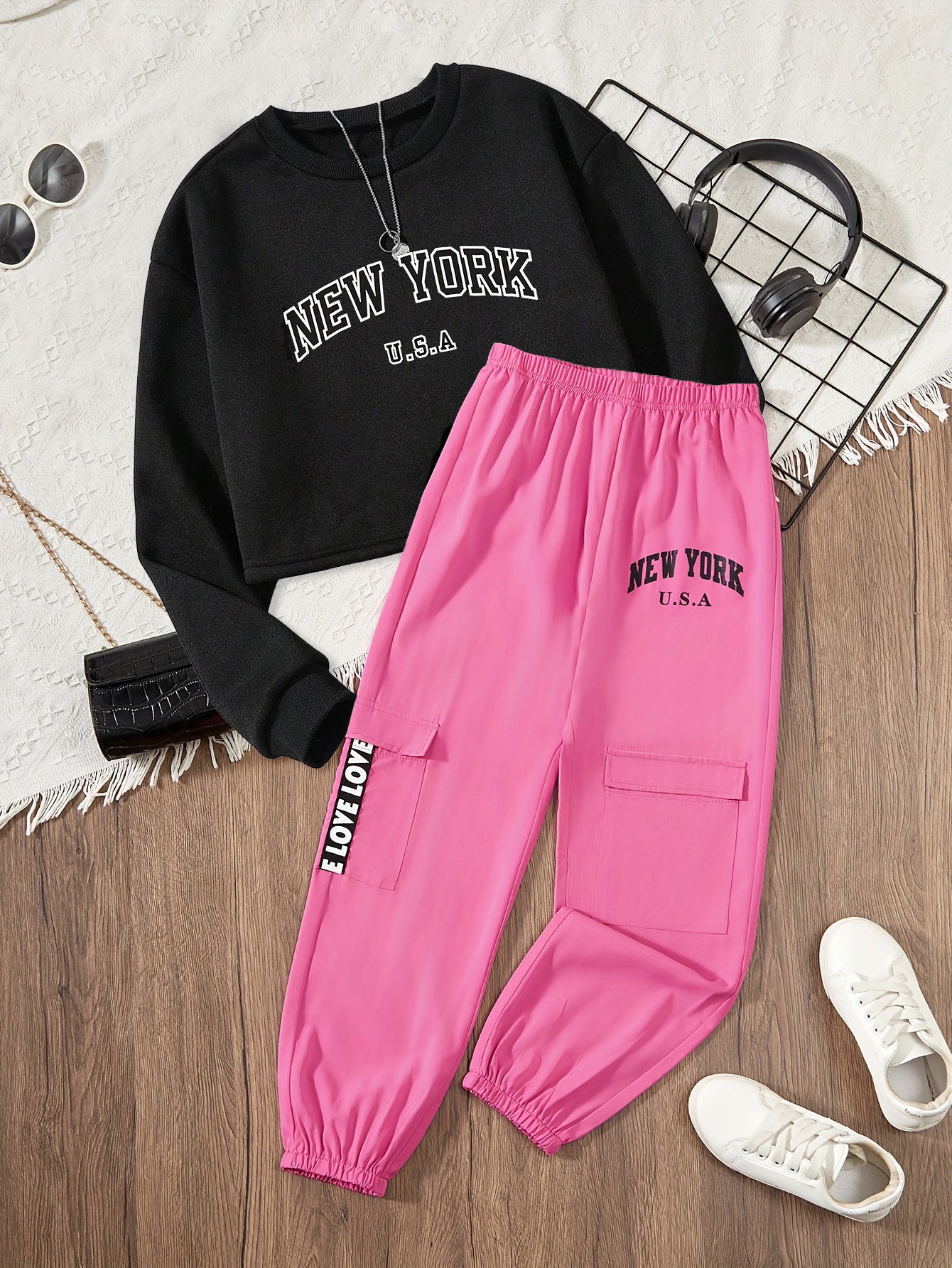 Girls'Graphic Sweatshirt and Cargo Joggers Set Wholesale
