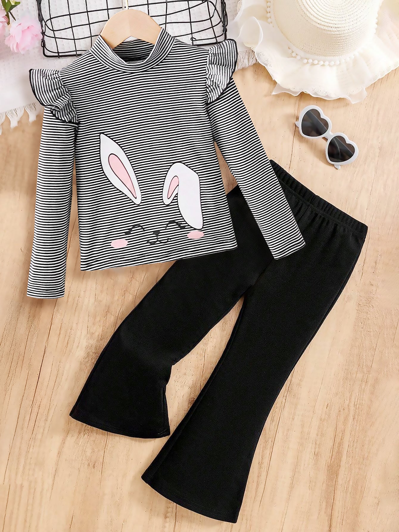 Printed long-sleeve top and bell-bottom pants set Wholesale