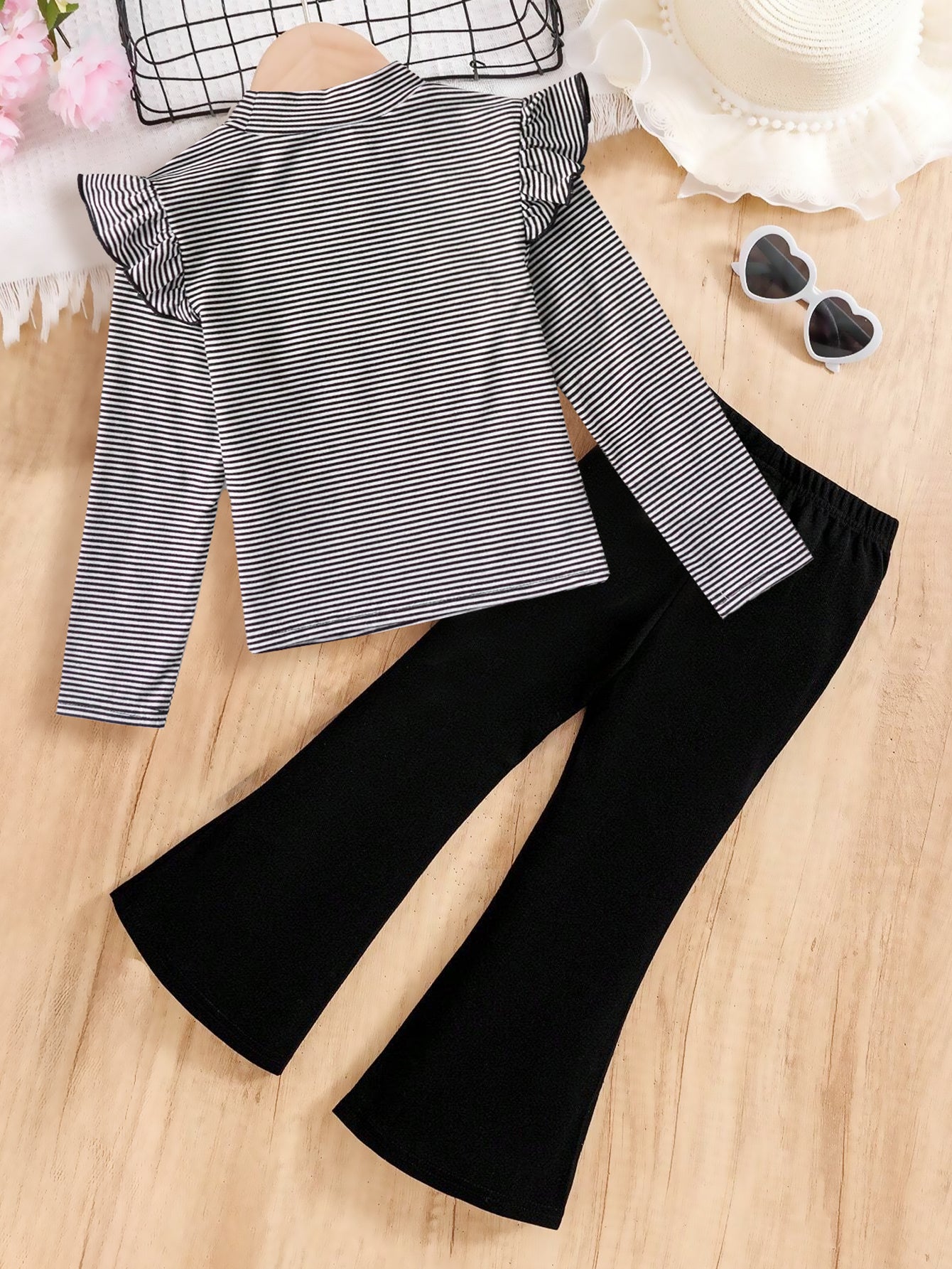 Printed long-sleeve top and bell-bottom pants set Wholesale