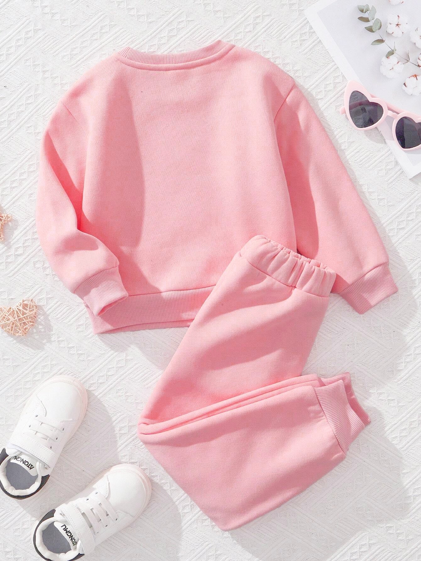 Adorable Pink Winking Cat Sweatshirt & Jogger Set for Girls Wholesale