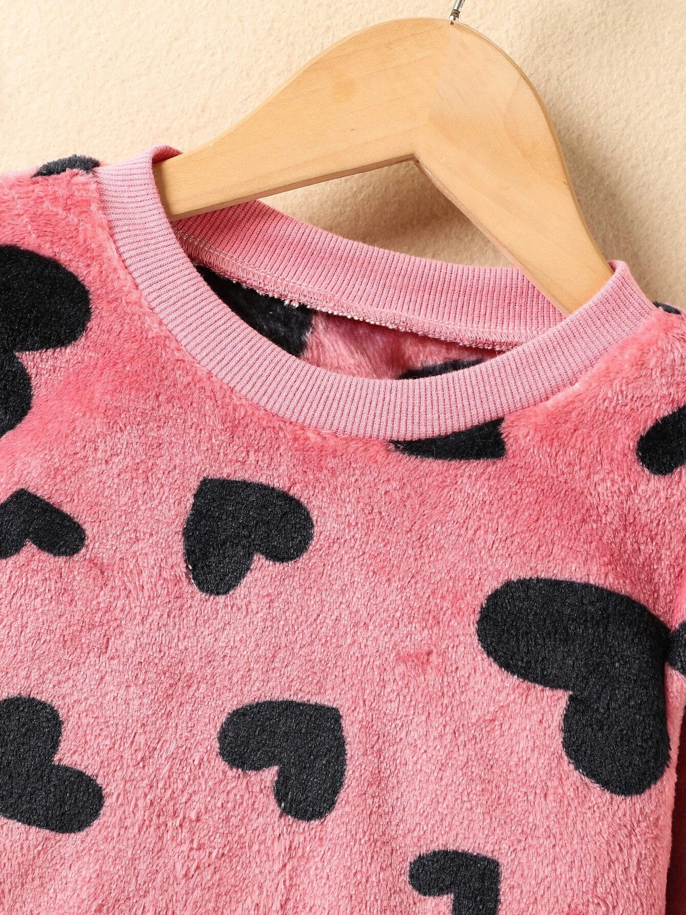 Heart Print Plush Sweatshirt & Leggings Set for Girls Wholesale