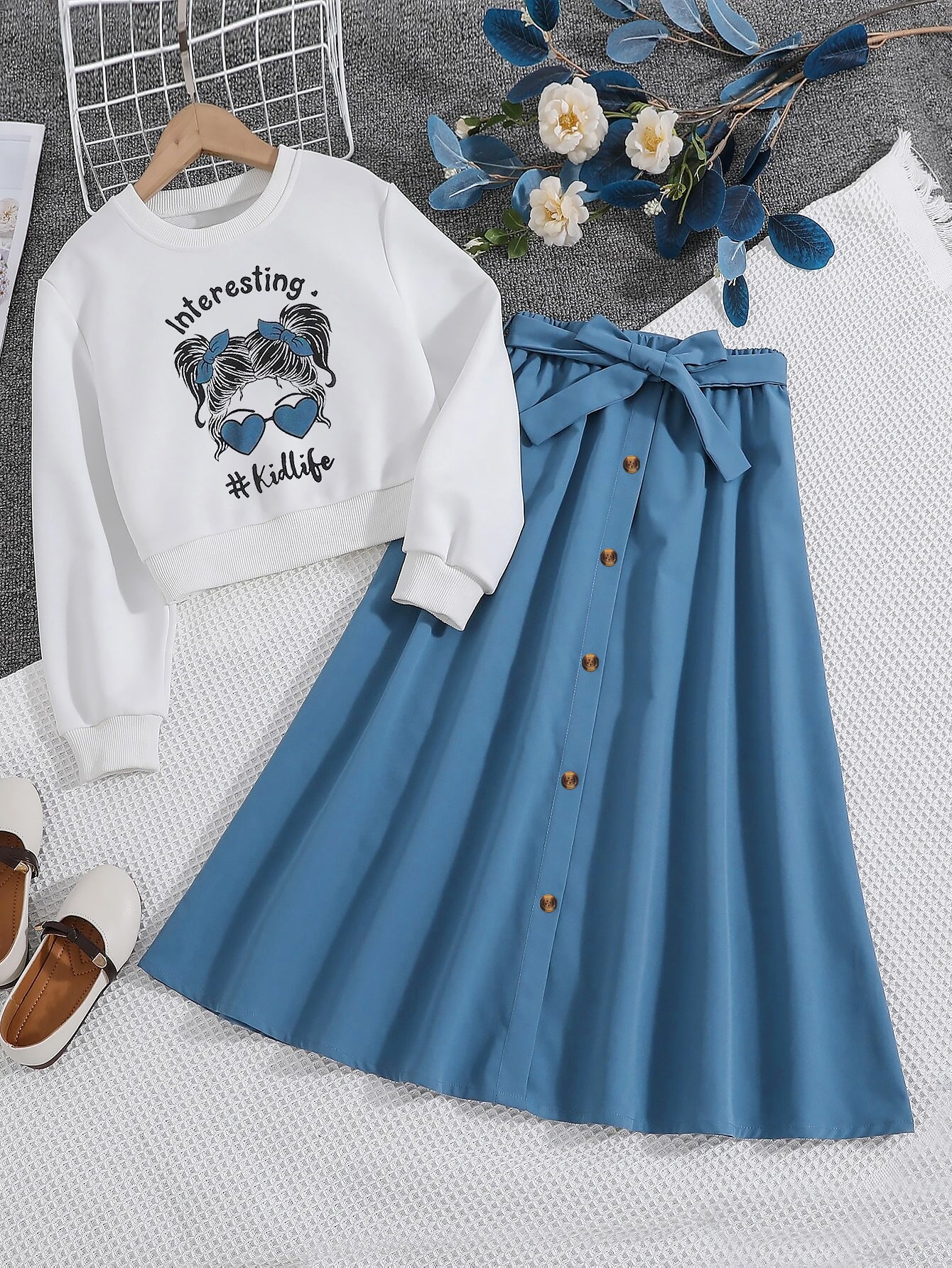 Girls' Sweatshirt and Buttoned A-Line Skirt Set Wholesale