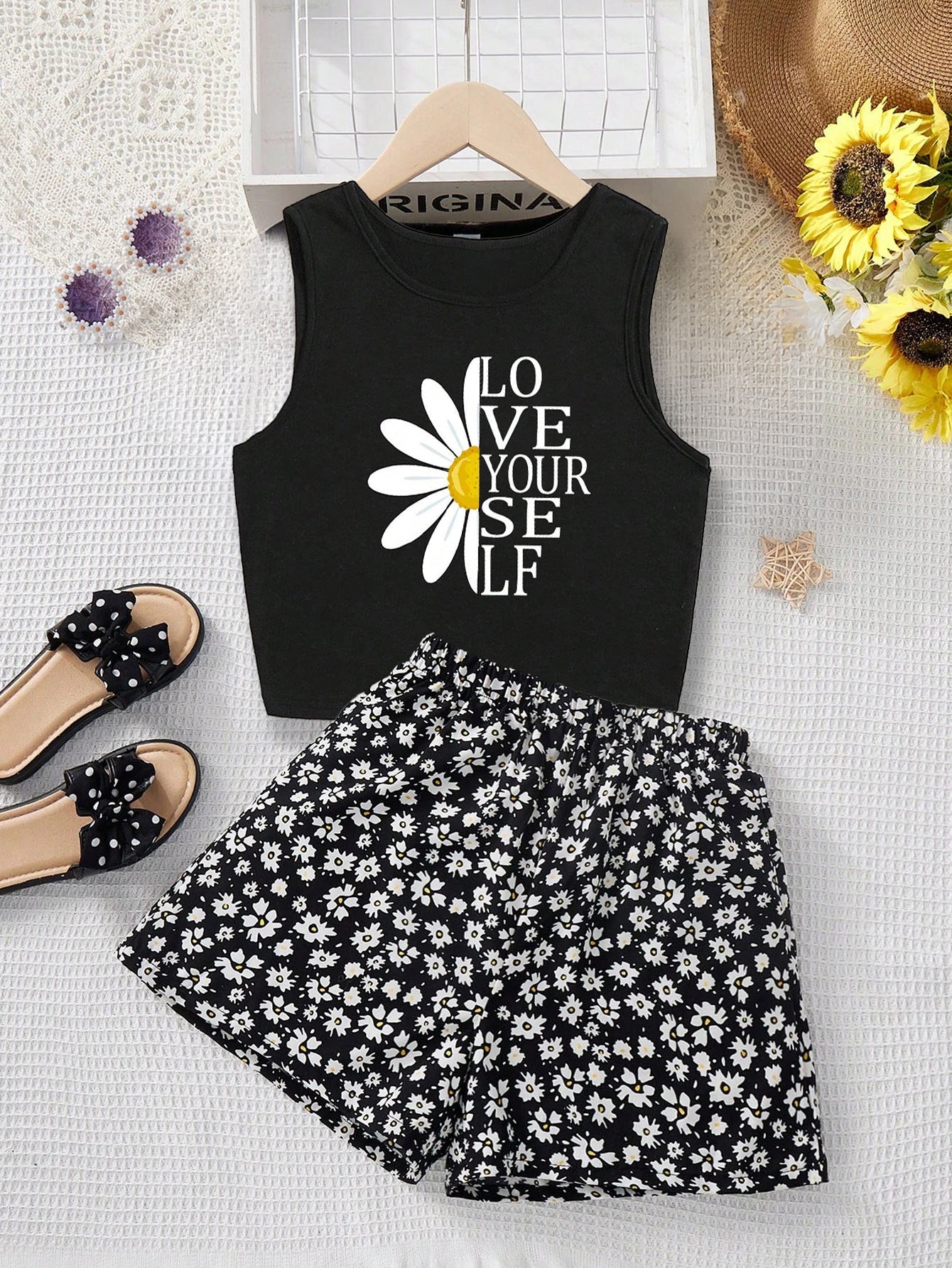 Girls' Daisy Print Tank Top & Shorts Set Wholesale