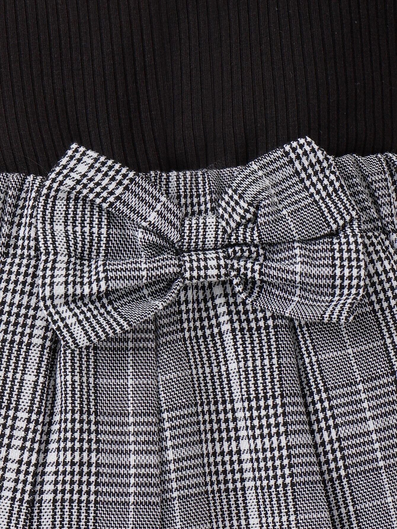 Girls' Black Long Sleeve Top with Plaid Bow Skirt Wholesale