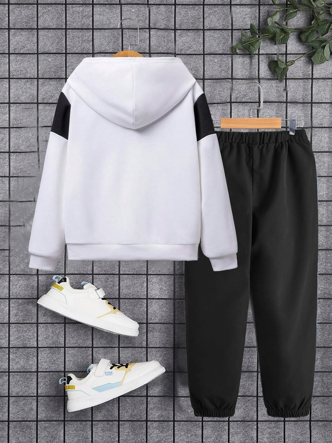 Color-Block Hoodie & Jogger Set for Kids Wholesale