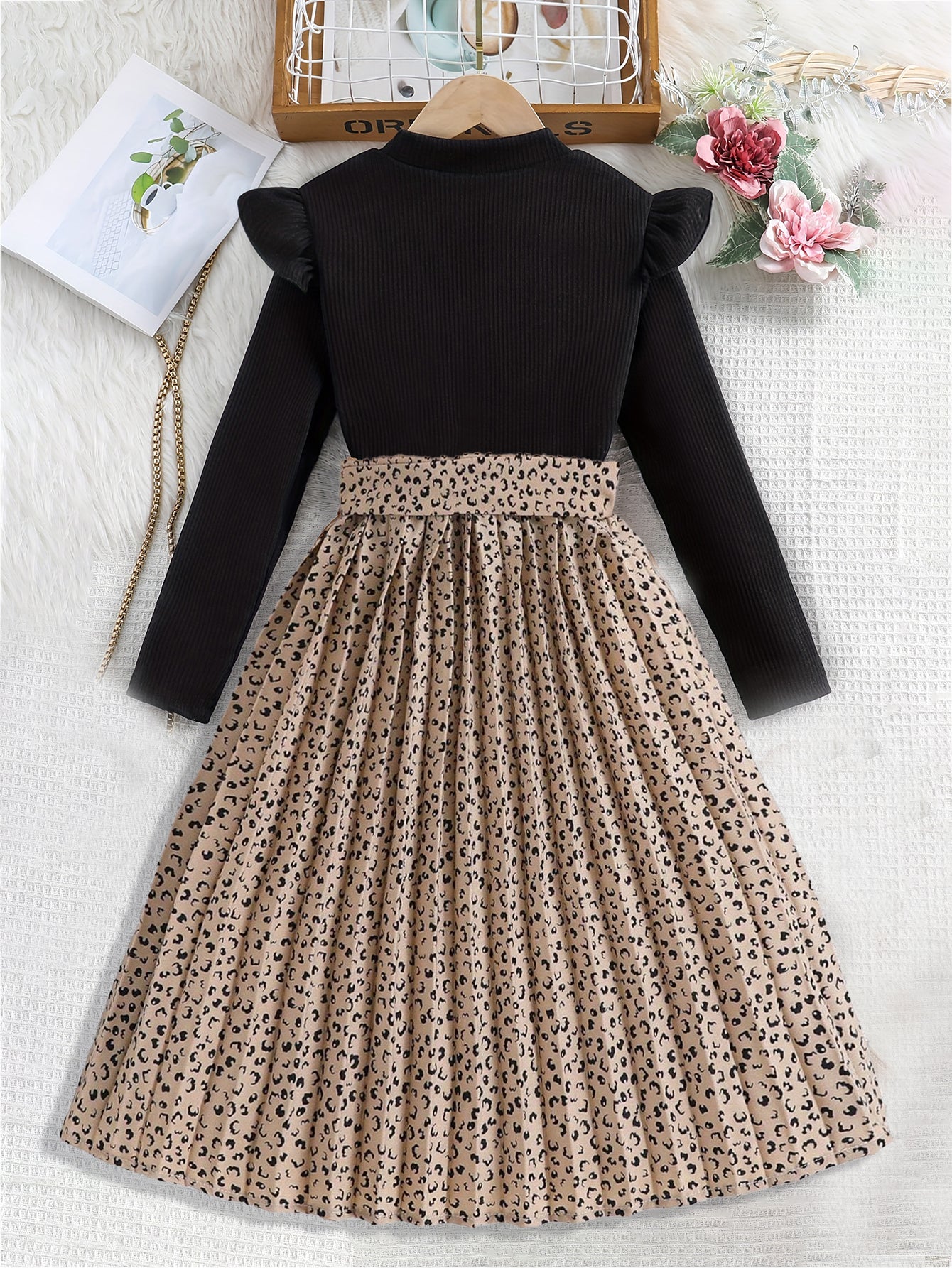 Girls' Ruffled Top & Leopard Print Pleated Skirt Set Wholesale